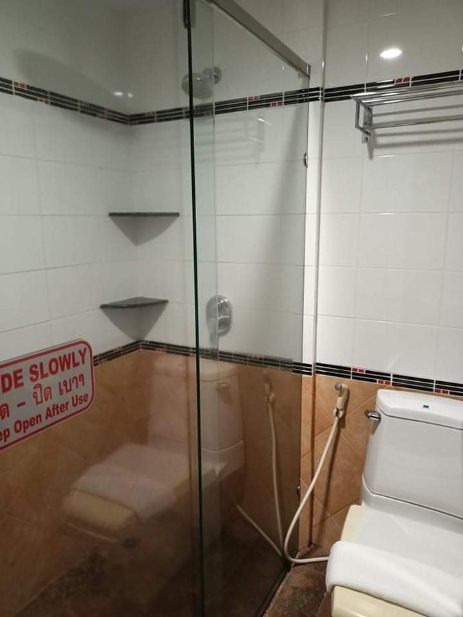 Soi2Inn Pattaja Kültér fotó